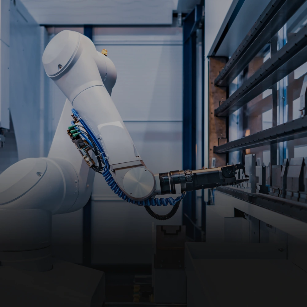 Automated experiment using a robotic arm, illustrating IX by ENGICORIX